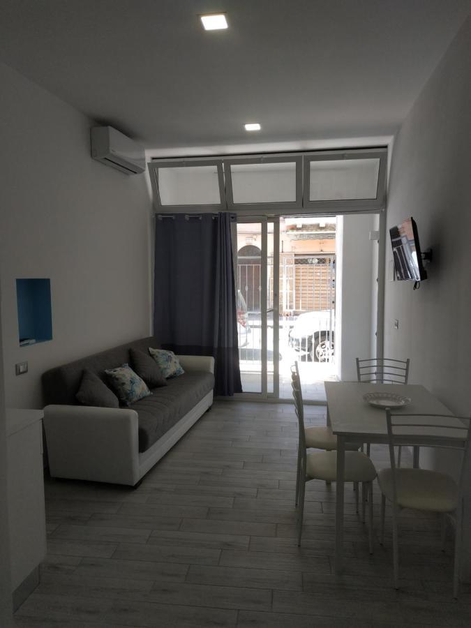 Ferienwohnung Loft Sul Mare Giardini-Naxos Exterior foto